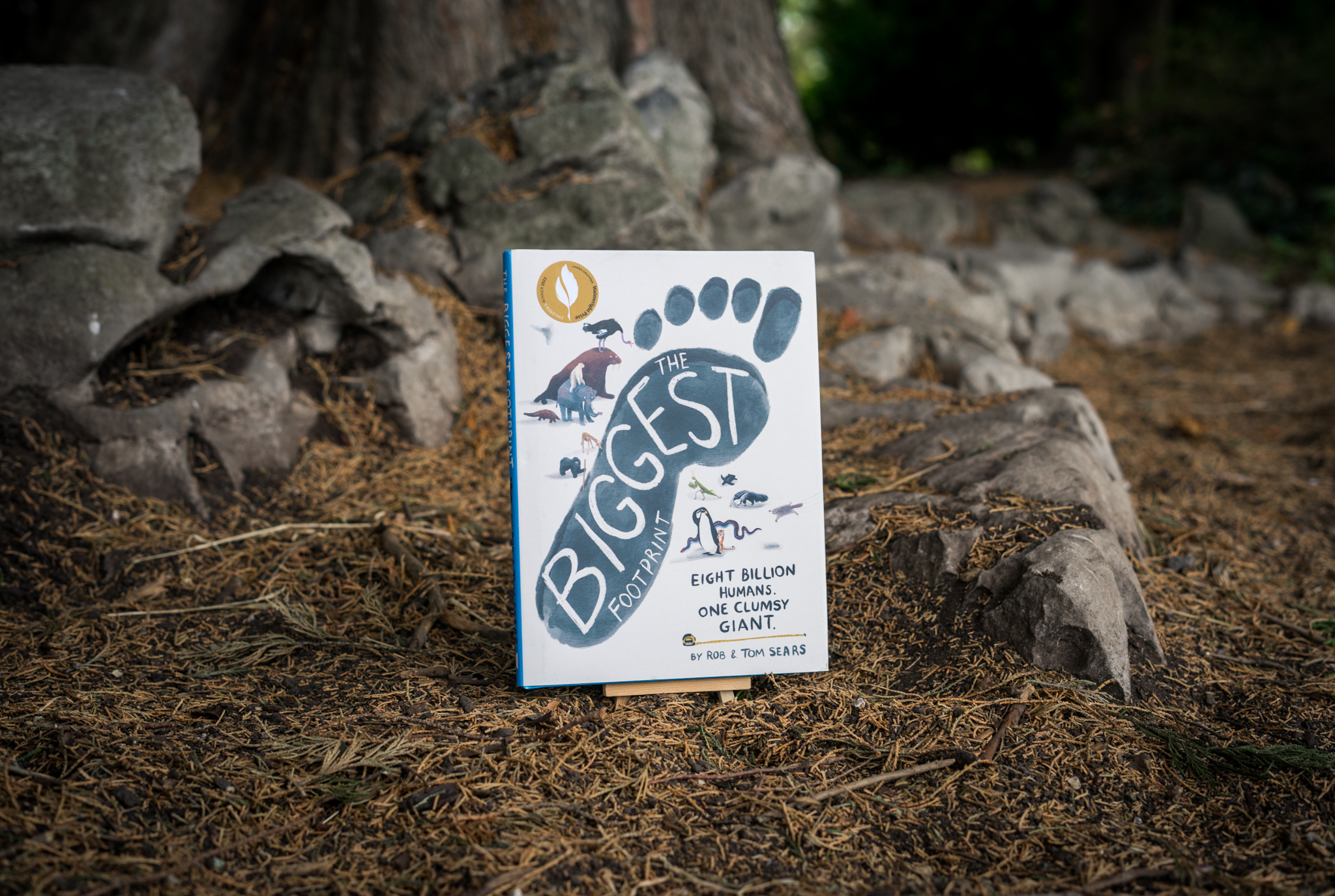 The Biggest Footprint by Rob & Tom Sears, Winner of the 2022 James Cropper Wainwright Prize for Children